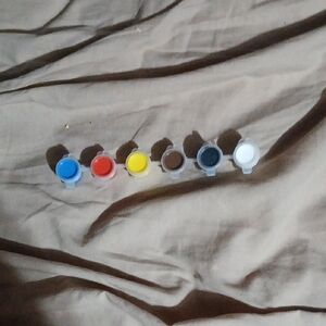 Set of 6 Paint Pots - Blue, Red, Yellow, Brown, Black, White